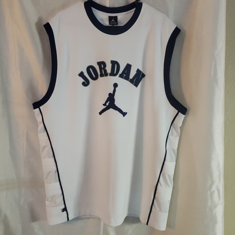 AIR JORDAN  JERSEY MENS 3XL WHITE #23 JUMPMAN JERS